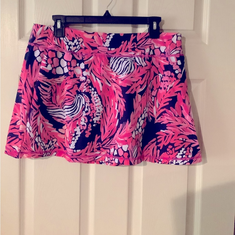 Lilly Pulitzer Large Luxletic skort.